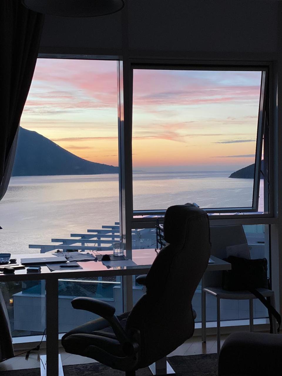 Apartment In Tre Canne